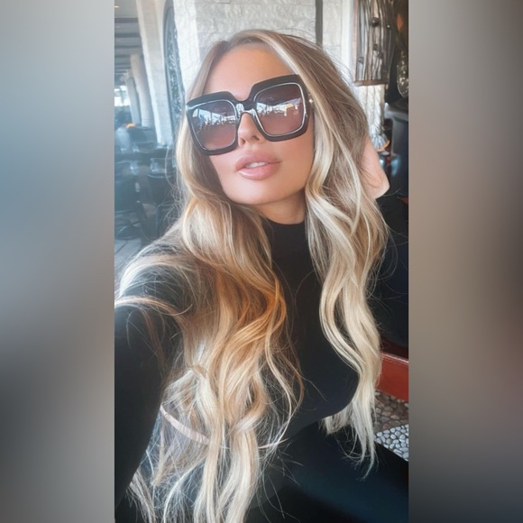 Tika's Closet! 🦋 - Picture 13 of 13